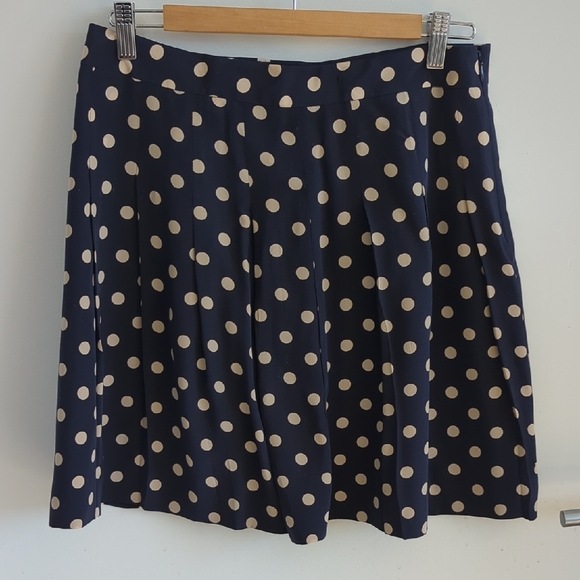 J. Crew Dresses & Skirts - J. Crew Navy and Cream Polka Dot Pleated Skirt Size 6